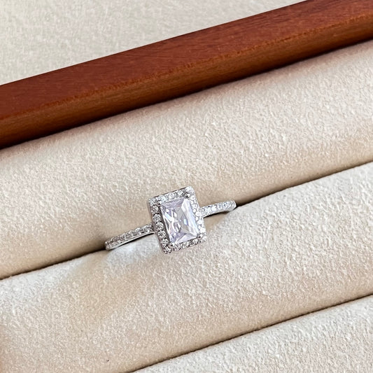 Geometric Square-Cut Ring – 925 Sterling Silver